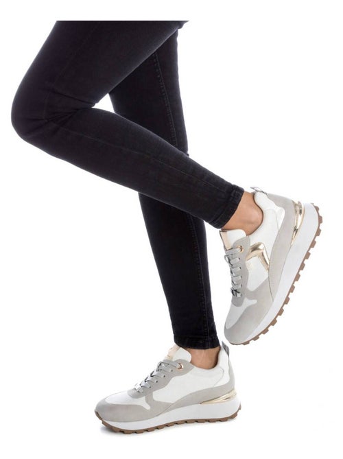 Baskets sport femme à lacets - Kiabi Baskets sport femme à lacets - Kiabi