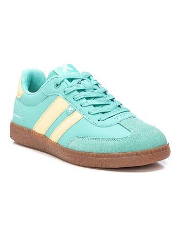 Baskets sport femme à lacets