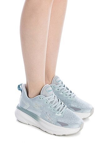 Baskets sport femme à lacets
