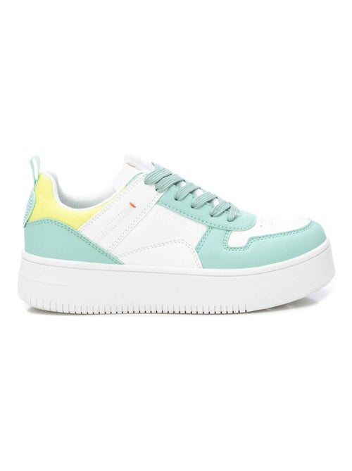 Baskets sport femme à lacets - Kiabi Baskets sport femme à lacets - Kiabi