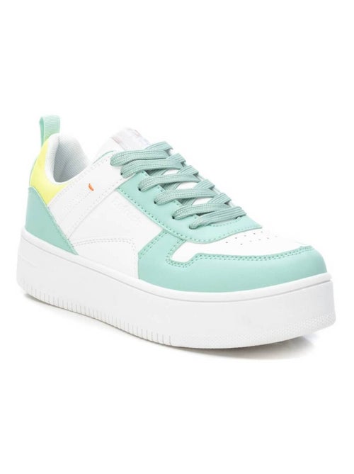Baskets sport femme à lacets - Kiabi Baskets sport femme à lacets - Kiabi