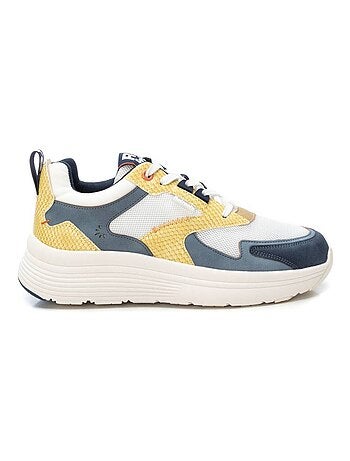 Baskets sport femme à lacets