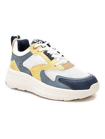 Baskets sport femme à lacets