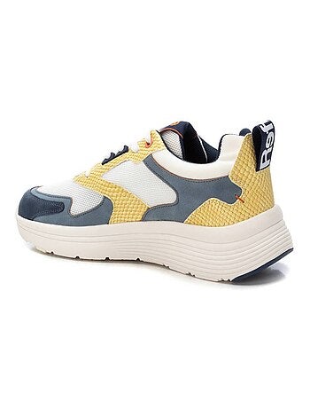 Baskets sport femme à lacets