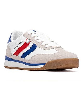Baskets sport femme à lacets