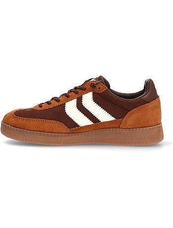 Baskets sport femme à lacets