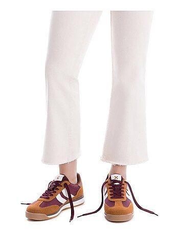 Baskets sport femme à lacets