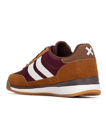 Baskets sport femme à lacets