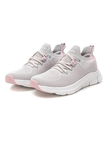 Baskets sport femme à lacets
