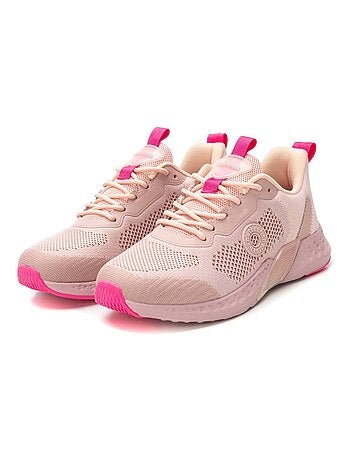 Baskets sport femme à lacets