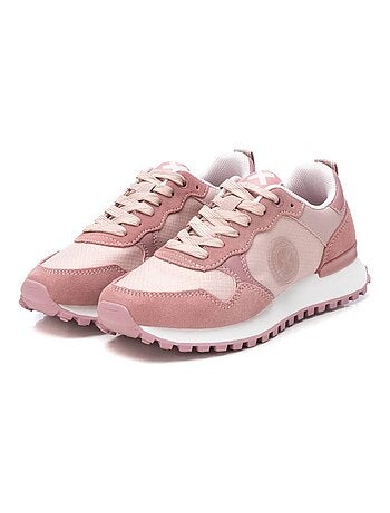 Baskets sport femme à lacets