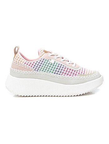 Baskets sport femme à lacets