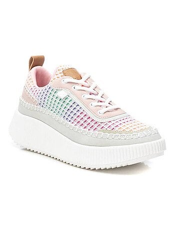 Baskets sport femme à lacets
