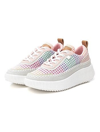 Baskets sport femme à lacets