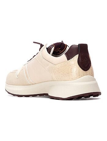 Baskets sport femme à lacets