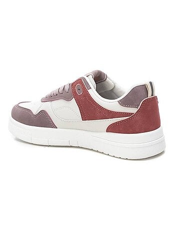 Baskets sport femme à lacets