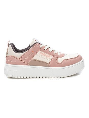 Baskets sport femme à lacets