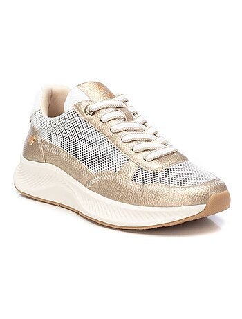Baskets sport femme à lacets