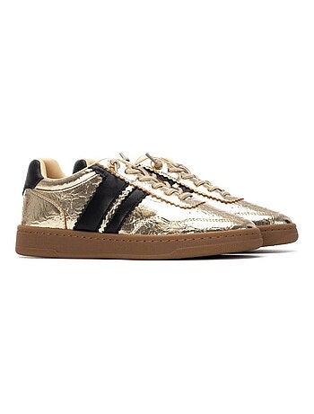 Baskets sport femme à lacets