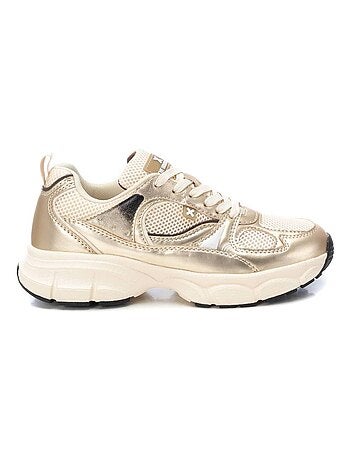 Baskets sport femme à lacets