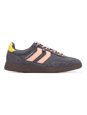 Baskets sport femme à lacets