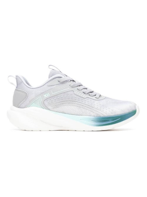 Baskets sport femme à lacets - Kiabi Baskets sport femme à lacets - Kiabi