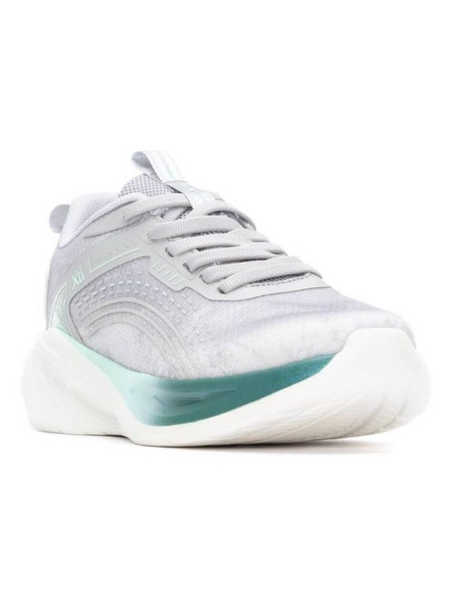 Baskets sport femme à lacets - Kiabi Baskets sport femme à lacets - Kiabi