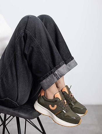 Baskets sport femme à lacets