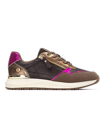 Baskets sport femme à lacets