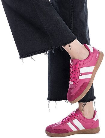 Baskets sport femme à lacets