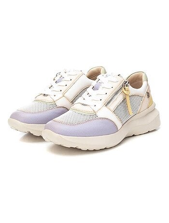 Baskets sport femme à lacets