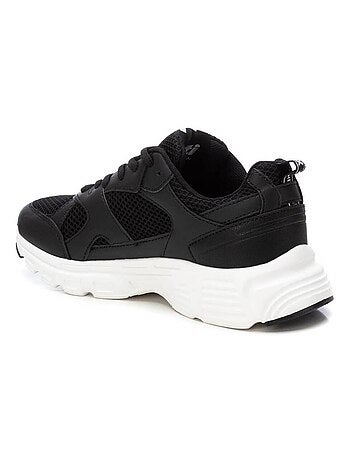 Baskets sport femme à lacets
