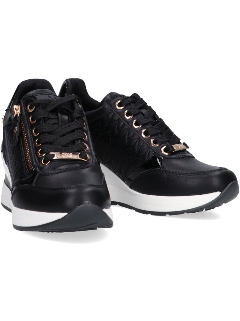 Baskets sport femme à lacets Noir - Kiabi