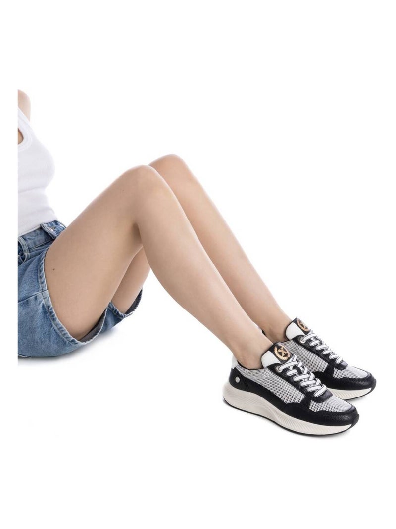 Baskets sport femme à lacets Noir - Kiabi
