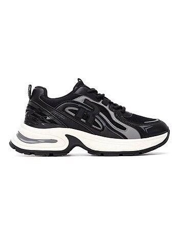 Baskets sport femme à lacets