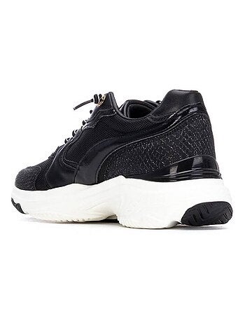 Baskets sport femme à lacets