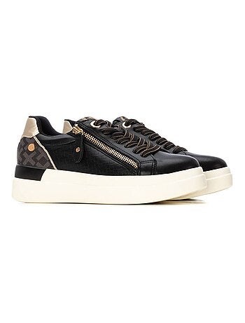 Baskets sport femme à lacets