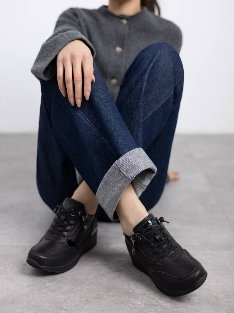 Baskets sport femme à lacets Noir - Kiabi
