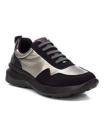 Baskets sport femme à lacets