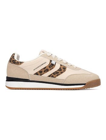 Baskets sport femme à lacets