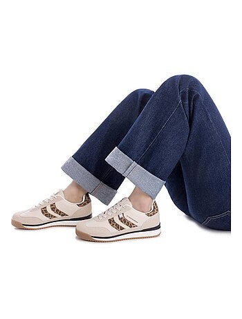 Baskets sport femme à lacets