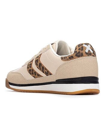 Baskets sport femme à lacets