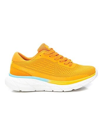 Baskets sport femme à lacets