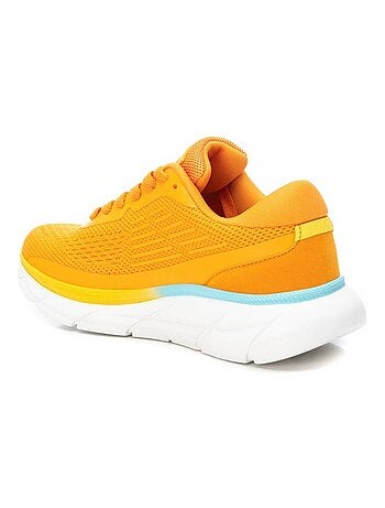Baskets sport femme à lacets