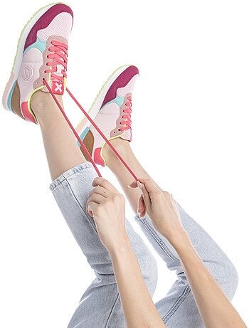Baskets sport femme à lacets