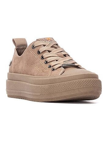 Baskets sport femme à lacets