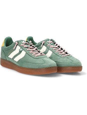 Baskets sport femme à lacets