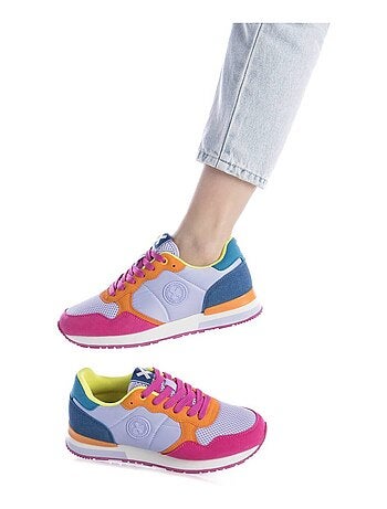 Baskets sport femme à lacets