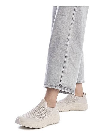 Baskets sport femme élastiques