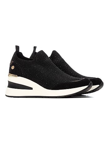 Baskets sport femme élastiques